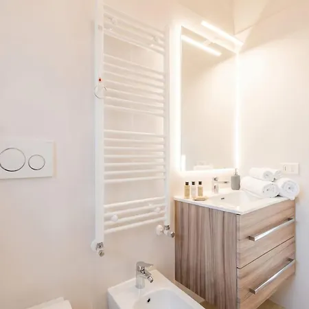 Bozzi Luxury Aparthotel Bari